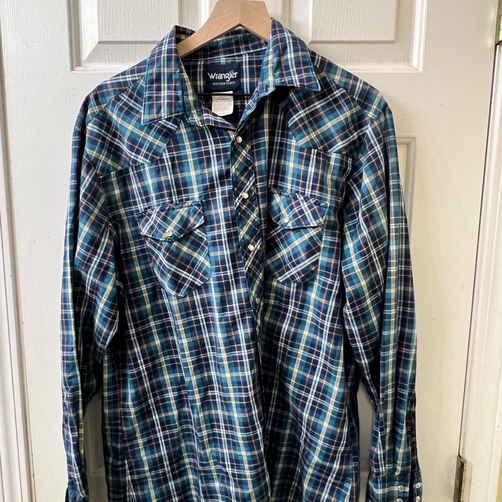 XLT Wangler pearl button western shirtt